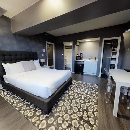 בוסטון Lower Level Studios In Hip Bay Village מראה חיצוני תמונה